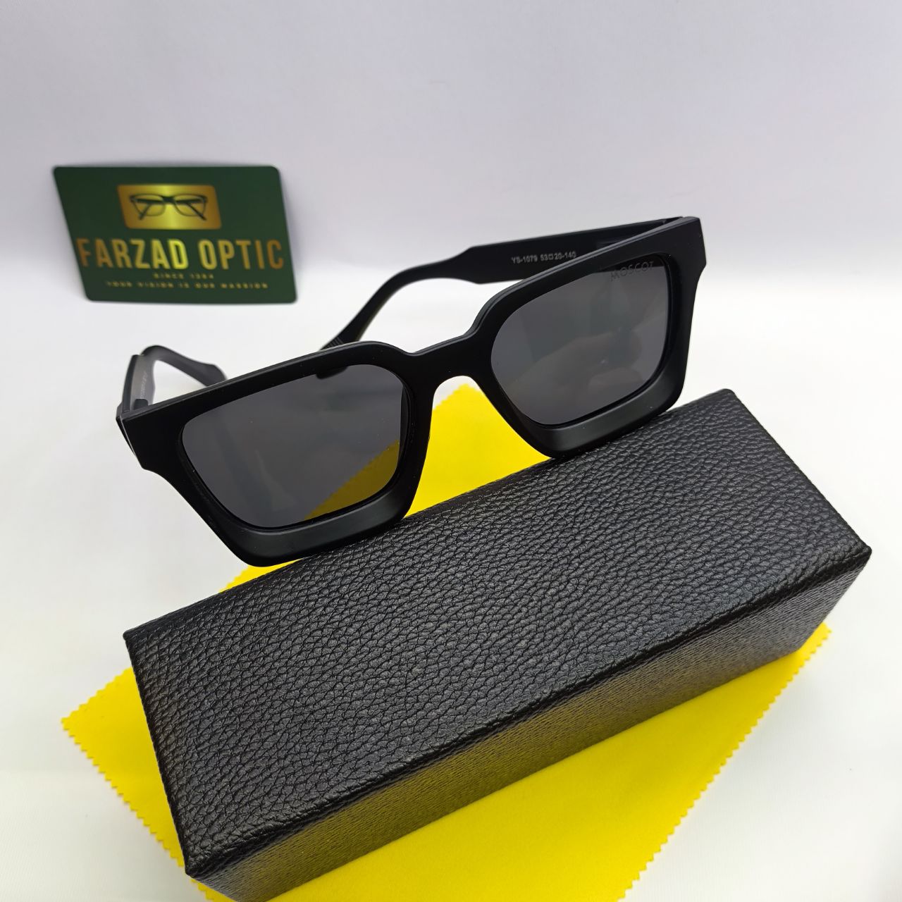 عینک آفتابی موسکات MOSCOT مدل 1079 لولا کائوچو | عدسی پلارایزد Polarized و UV400