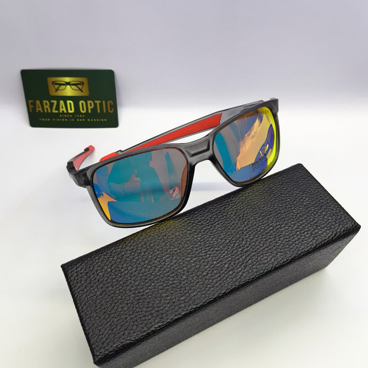 عینک آفتابی اسپرت ورزشی اکلی Oakley مدل 25673 بیس دار UV400